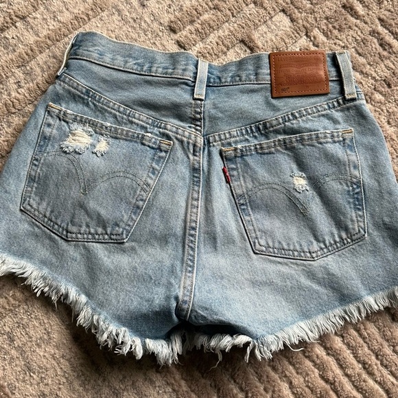 Levi’s Premium 501 short - Picture 6 of 10